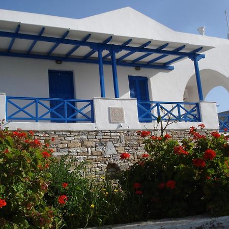 Blue Horizon Ios Hotel Exterior photo